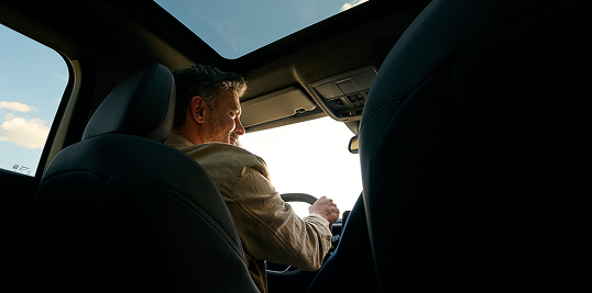 Trust the authorised network to inspect, repair, or replace your Jeep® windshield