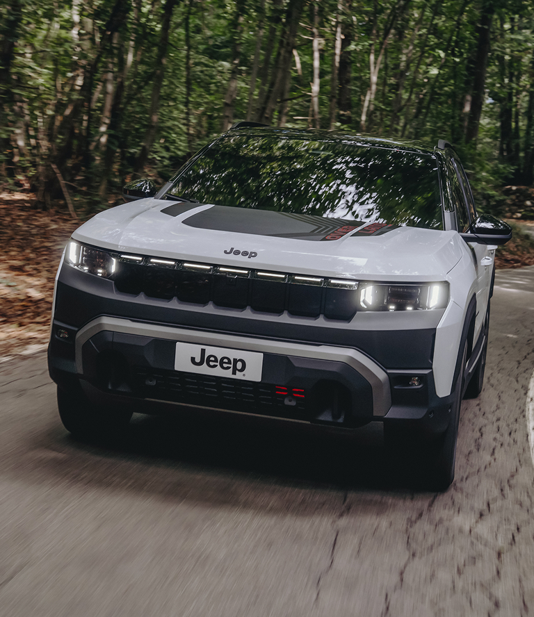 Jeep® SUV covered by manufacturer warranty with peace of mind protection