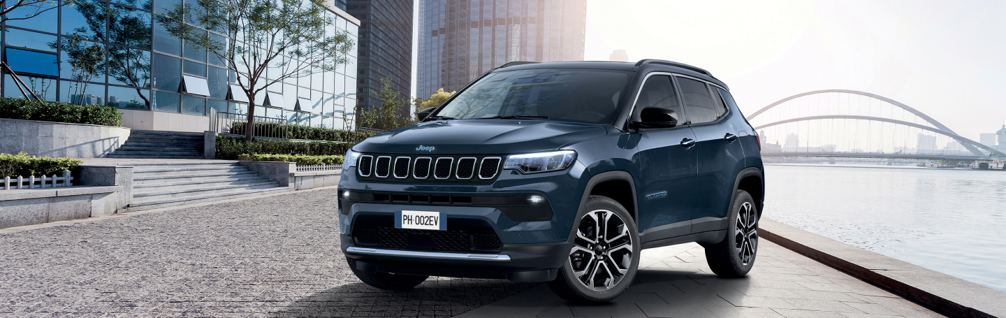 Jeep® Compass 4xe visione frontale - Jeep