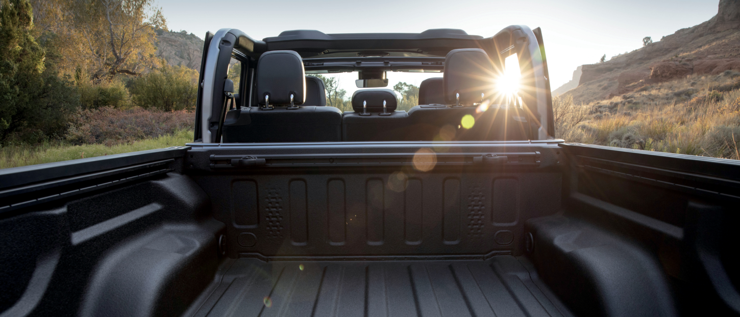 gladiator_exterior_bedliner