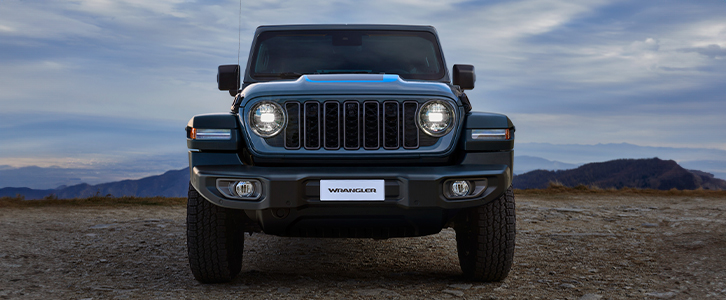 Vista Frontale della Wrangler 4xe